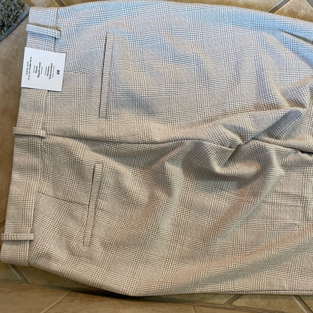 H&M Trousers-Never Been Worn Sz14 runs small-12 Beige&White pattern. Flattering